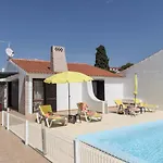 Villa Jacaranda