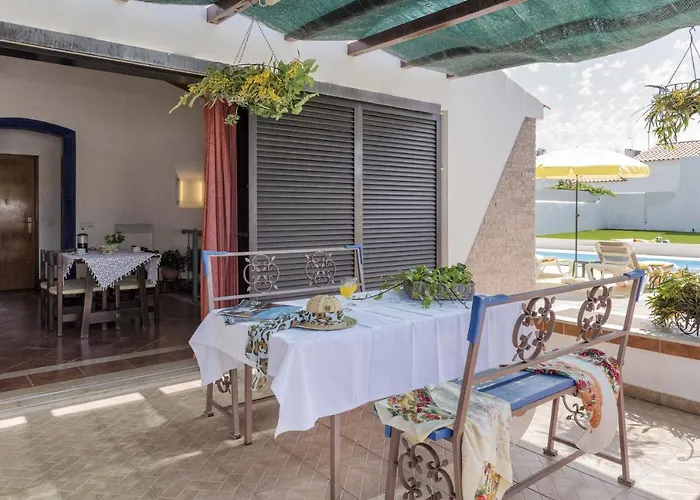 Вілла Jacaranda